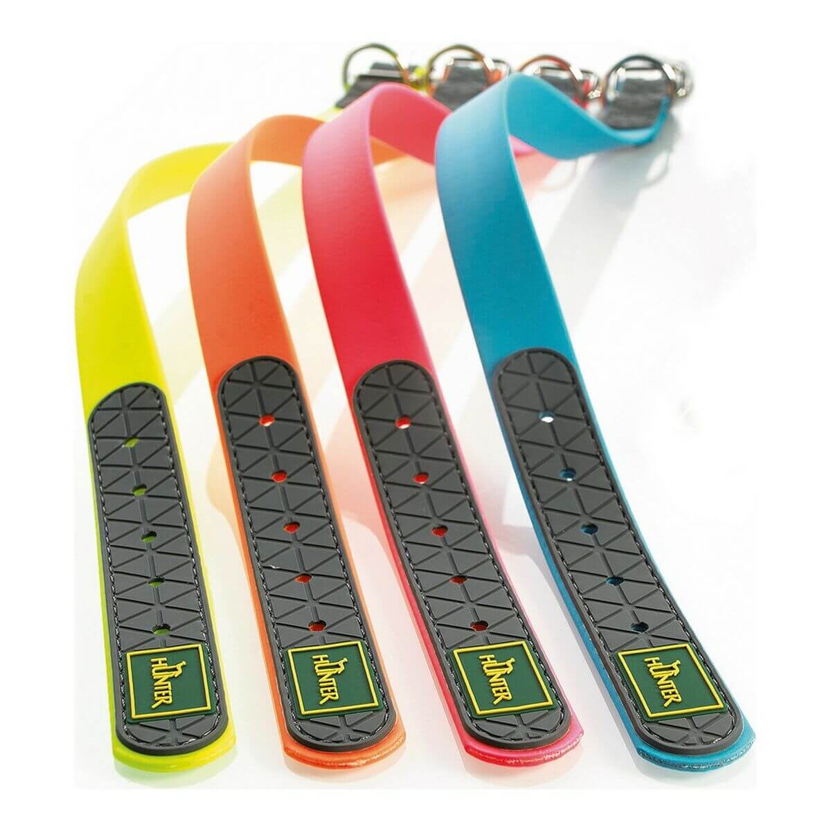 Hundehalsband Hunter Convenience Türkis 42-50 cm in bunten Farben und elastischem Material auf einem weißen Hintergrund.