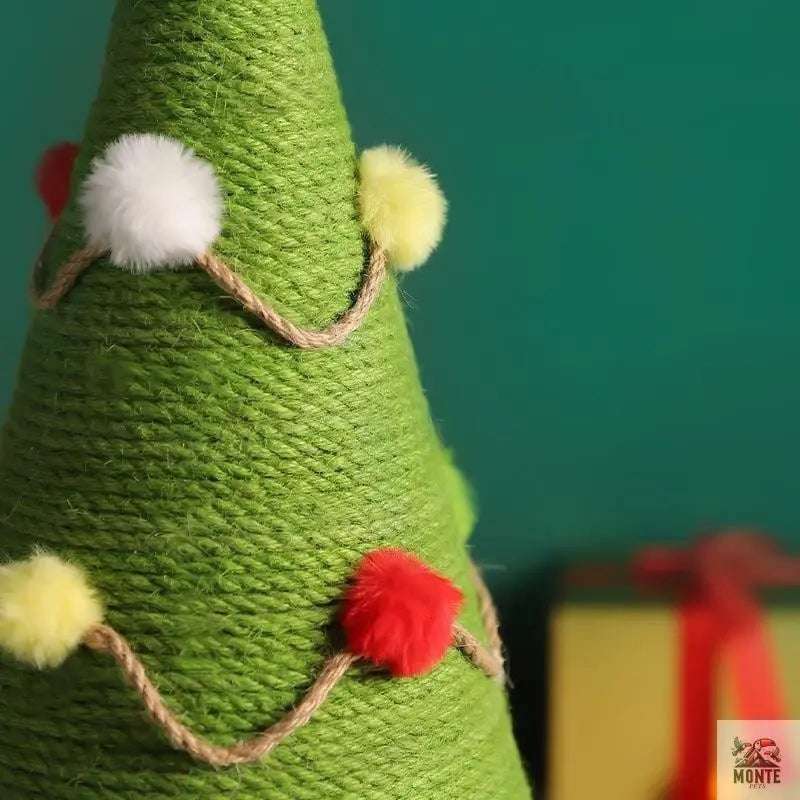 Festive Climber – Weihnachtlicher Kratzbaum für Katzen | MONTE PETS